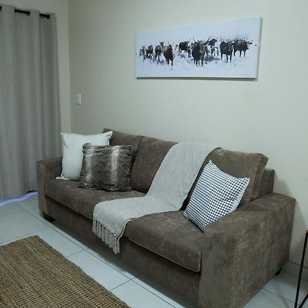 The Living Collective Apartments Pietermaritzburg Ngoại thất bức ảnh